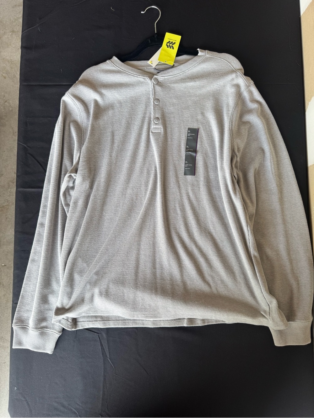 NWT All in Motion Men's XL Waffle Knit Henley Shirt Long Sleeve Cement Gray